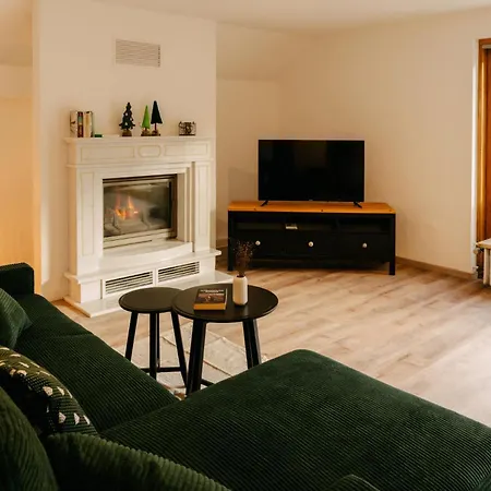 Appartement Waldgefluester *